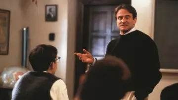 Backdrop to the movie "Dead Poets Society" #749538