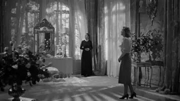 Backdrop to the movie "Rebecca" #692121