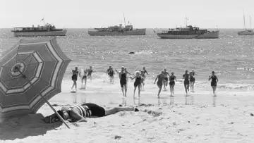 Backdrop to the movie "Some Like It Hot" #1193887