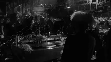 Backdrop to the movie "The Apartment" #660291