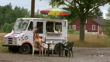 Backdrop to the movie "The Station Agent" #898896