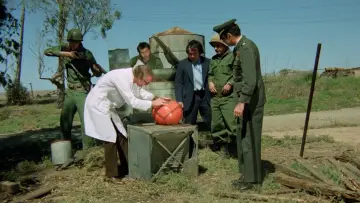 Backdrop to the movie "Attack of the Killer Tomatoes!" #447657