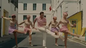 Backdrop to the movie "The Young Girls of Rochefort" #948471