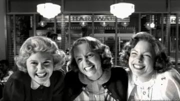 Backdrop to the movie "Pleasantville" #864893