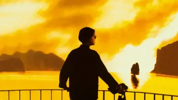 Backdrop to the movie "Indochine" #466335