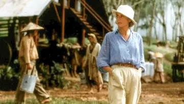 Backdrop to the movie "Indochine" #682908