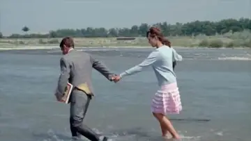 Backdrop to the movie "Pierrot le Fou" #861761