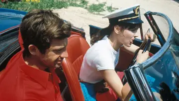 Backdrop to the movie "Pierrot le Fou" #945594