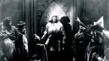 Backdrop to the movie "The Golem: How He Came into the World" #408565