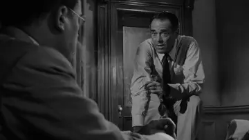 Backdrop to the movie "12 Angry Men" #830525