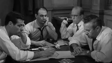 Backdrop to the movie "12 Angry Men" #830528