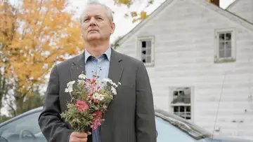 Backdrop to the movie "Broken Flowers" #254648