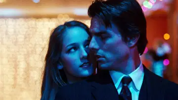 Backdrop to the movie "Eyes Wide Shut" #545411