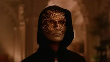 Backdrop to the movie "Eyes Wide Shut" #545484