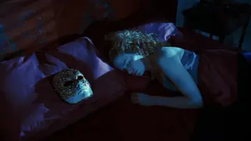 Backdrop to the movie "Eyes Wide Shut" #545533