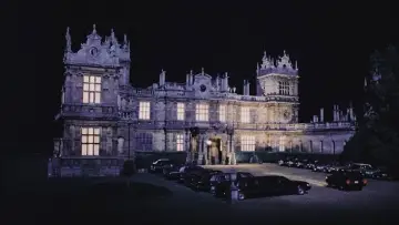 Backdrop to the movie "Eyes Wide Shut" #545581