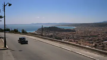 Backdrop to the movie "To Catch a Thief" #723785