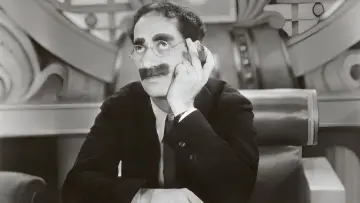 Backdrop to the movie "Duck Soup" #988608