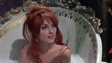 Backdrop to the movie "The Fearless Vampire Killers" #249718