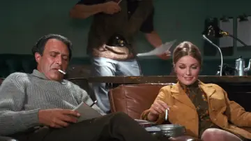 Backdrop to the movie "Valley of the Dolls" #1275969