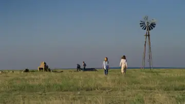 Backdrop to the movie "Badlands" #667920