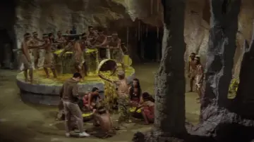 Backdrop to the movie "Ebirah, Horror of the Deep" #940730