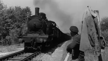 Backdrop to the movie "The Train" #1010437
