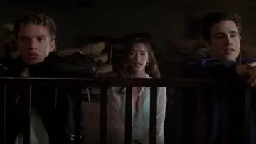Backdrop to the movie "I Know What You Did Last Summer" #694664