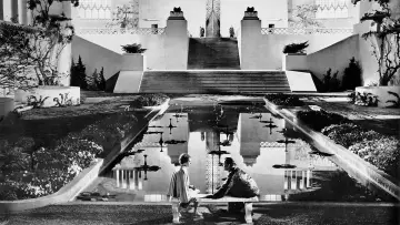 Backdrop to the movie "Lost Horizon" #1057735