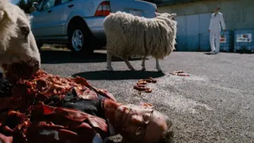 Backdrop to the movie "Black Sheep" #885367
