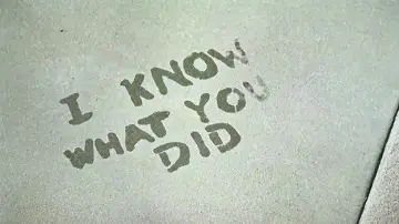 Backdrop to the movie "I