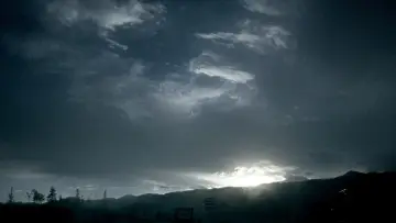 Backdrop to the movie "I
