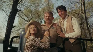 Backdrop to the movie "Bonnie and Clyde" #1235766