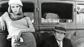 Backdrop to the movie "Bonnie and Clyde" #729513