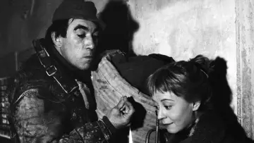 Backdrop to the movie "La Strada" #752130