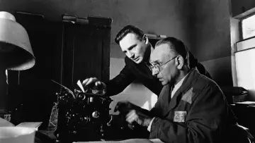 Backdrop to the movie "Schindler