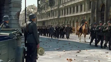 Backdrop to the movie "The Pianist" #1529614
