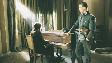 Backdrop to the movie "The Pianist" #588354
