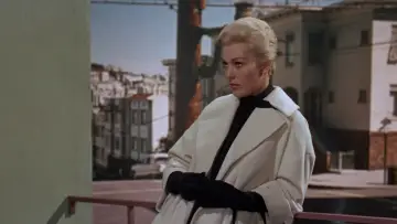 Backdrop to the movie "Vertigo" #635888