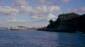 Backdrop to the movie "Vertigo" #635900