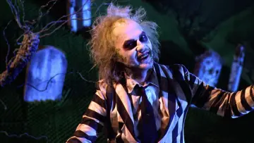 Backdrop to the movie "Beetlejuice" #220254