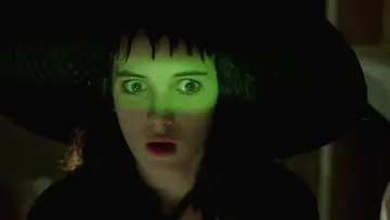 Backdrop to the movie "Beetlejuice" #662179