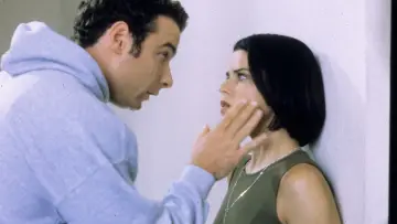 Backdrop to the movie "Scream 2" #372129