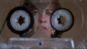Backdrop to the movie "Women on the Verge of a Nervous Breakdown" #987886