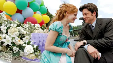 Backdrop to the movie "Enchanted" #1216873