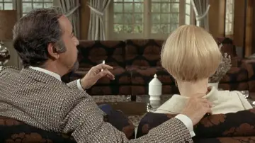 Backdrop to the movie "The Discreet Charm of the Bourgeoisie" #981244