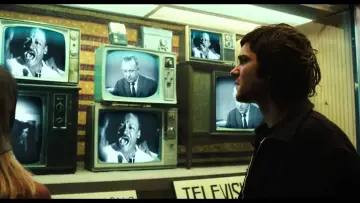 Backdrop to the movie "Across the Universe" #1202333