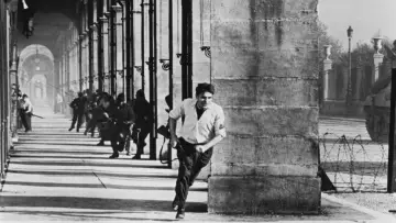 Backdrop to the movie "Is Paris Burning?" #1010261