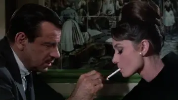 Backdrop to the movie "Charade" #723021