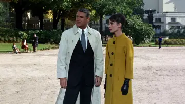 Backdrop to the movie "Charade" #723050